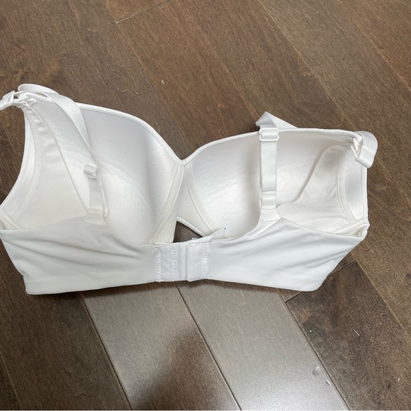 H&M Nursing Bra - Picture 4 of 6